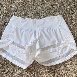 COPY - Lululemon Shorts 2.5”